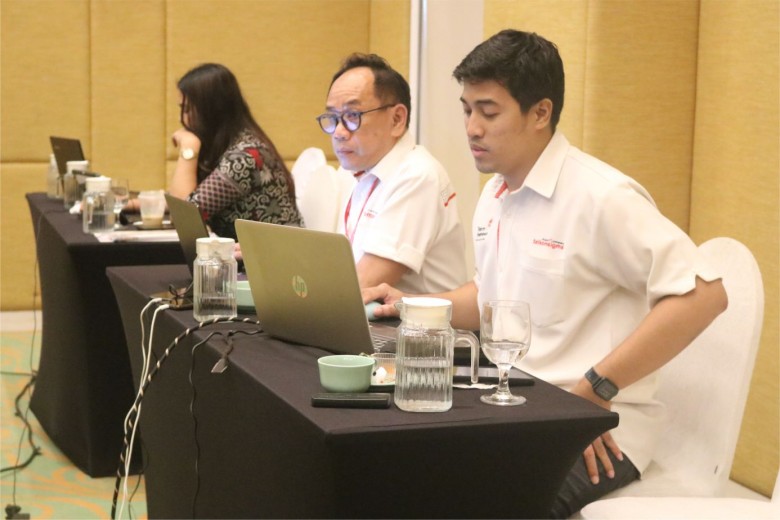 Implementasi layanan SATU untuk konsolidasi BPR Nusamba Wilayah Bali Nusra 